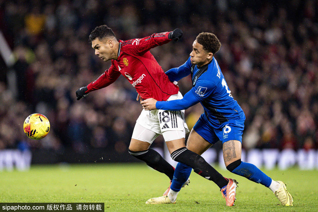 汤普森：斯洛特处于蛰伏期，努涅斯的身体优势被低估