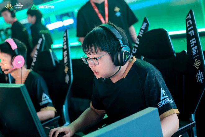 这与现实中 这与现实中