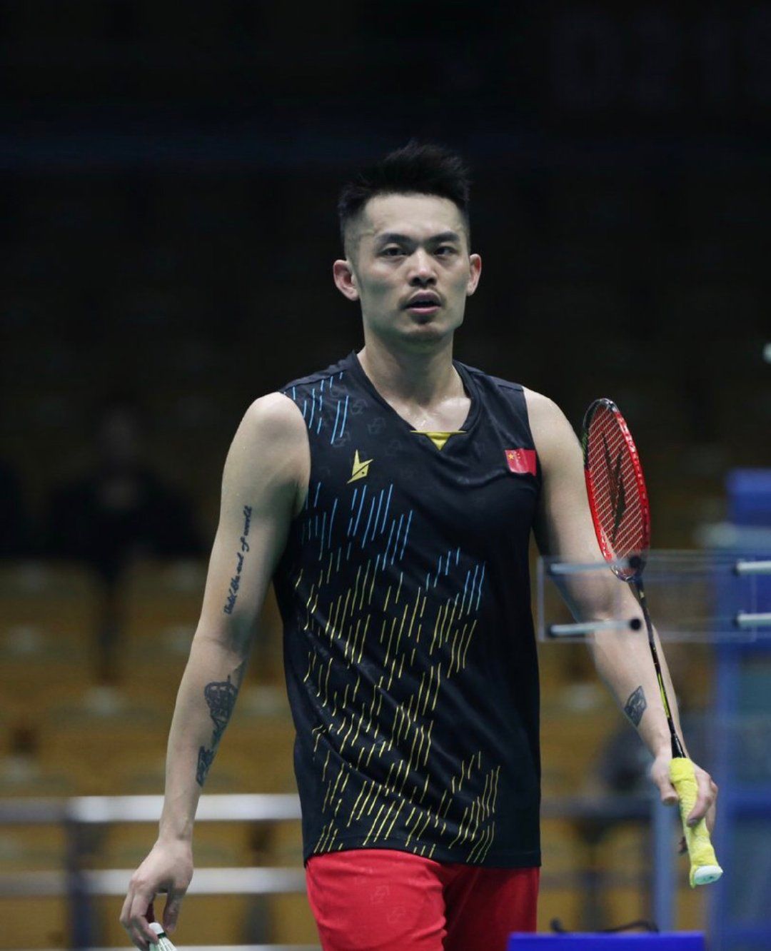 激励他们提 激励他们提