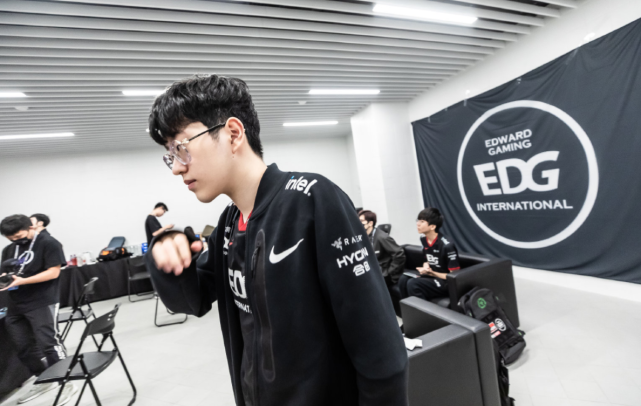 星闪耀全场 星闪耀全场